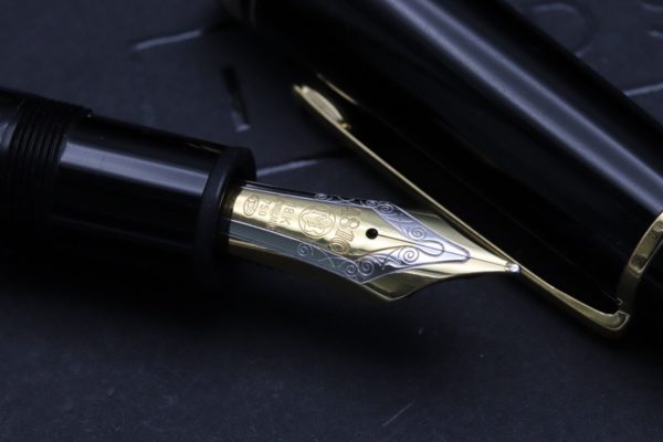 Montblanc Meisterstuck Gold-Coated 149 Fountain Pen 3