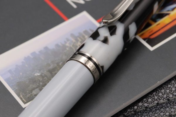 Pelikan Souveran K620 New York Special Edition Ballpoint Pen 2