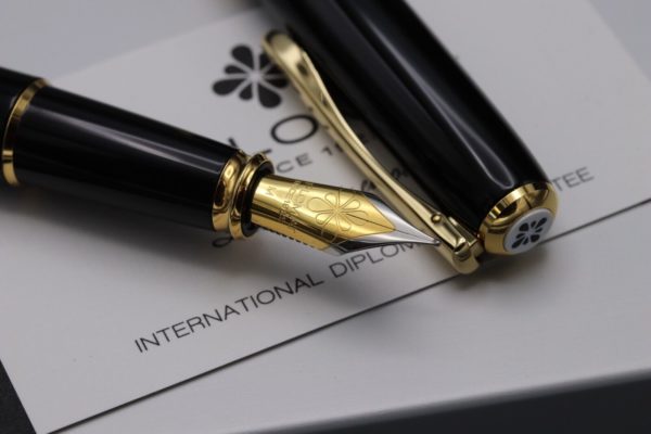 Diplomat Excellence A2 Black Fountain Pen 2