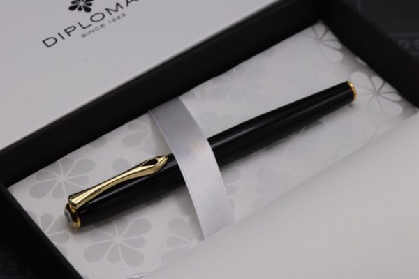 Diplomat Excellence A2 Black Fountain Pen 5