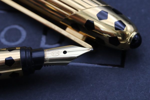 Cartier Panthere de Cartier Black Gold-Plated Fountain Pen 3