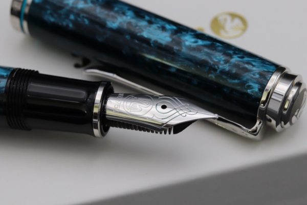 Pelikan Souveran M805 Ocean Swirl Special Edition Fountain Pen 4