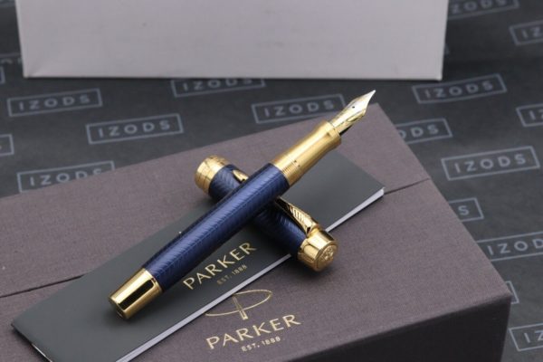 Parker Duofold Centennial Prestige Blue Chevron Fountain Pen 1