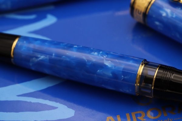 Aurora Optima Mare LE Blue Auroloide Fountain Pen and Mechanical Pencil 3
