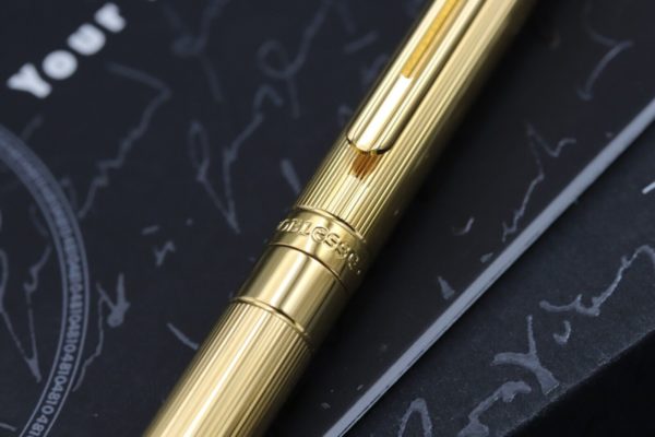 Montblanc Noblesse 3rd Generation Gold-Plated Pinstripe Ballpoint Pen 2