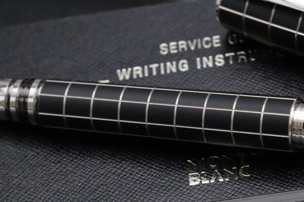 Montblanc Starwalker Rubber Platinum Fountain Pen - Image 4