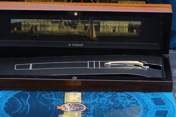 Parker Duofold Centennial Greenwich Limited Edition Fountain Pen - UNUSED - Image 9