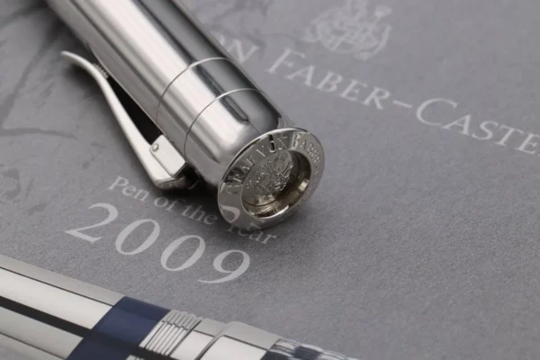 Graf von Faber-Castell Pen of the Year 2009 Horsehair Fountain Pen - UNUSED - Image 10