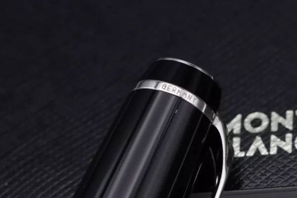 Montblanc Boheme Noir Fountain Pen - UNUSED - Image 7