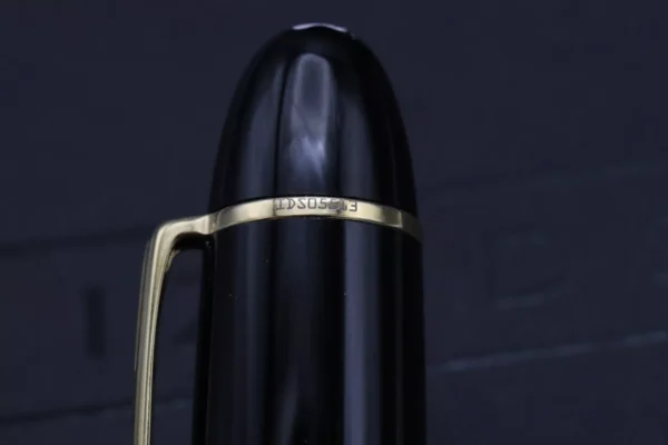 Montblanc Meisterstuck 149 Gold-Coated Fountain Pen - Extra Fine Nib - Image 6