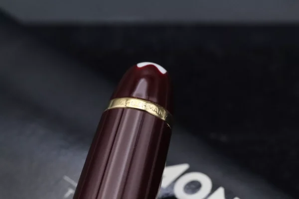Montblanc Meisterstuck 144 Classique Bordeaux (Black Section) Fountain Pen - Image 6