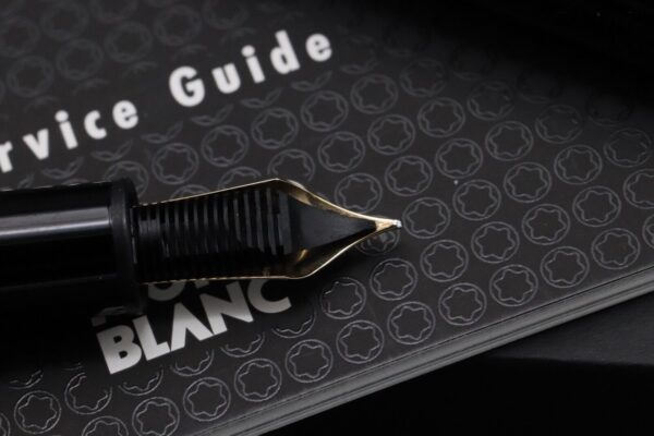 Montblanc Meisterstuck 146 LeGrand Gold Coated Fountain Pen - UNUSED - Image 4
