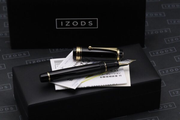 Pilot Custom Urushi Black Fountain Pen