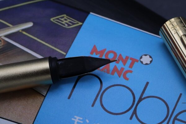 Montblanc Noblesse 1st Generation Gold-Plated Fountain Pen - 14K EF Nib - Image 4