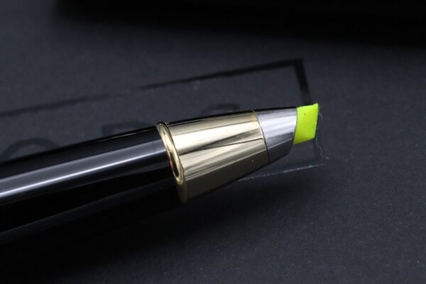 Montblanc Meisterstuck 166 LeGrand Gold Coated Document Highlighter - Image 3