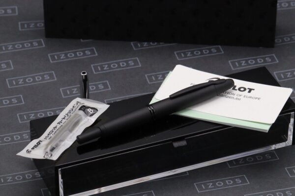 Pilot Capless Matte Black Fountain Pen - 18k Broad Nib