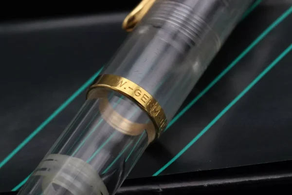 Pelikan 'M481' Demonstrator Fountain Pen - NEVER INKED - Image 7