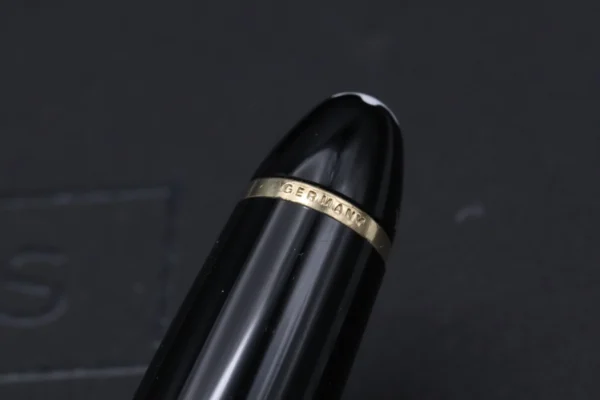 Montblanc Meisterstuck 146 LeGrand Gold Coated Fountain Pen - 18c Monotone Nib - Image 2