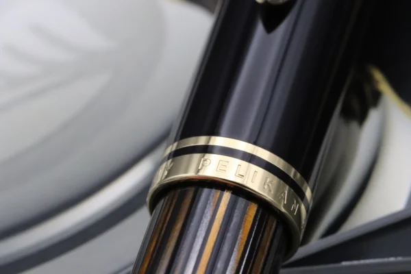 Pelikan Souveran M800 Tortoiseshell Brown SE Fountain Pen – NEVER INKED - Image 5