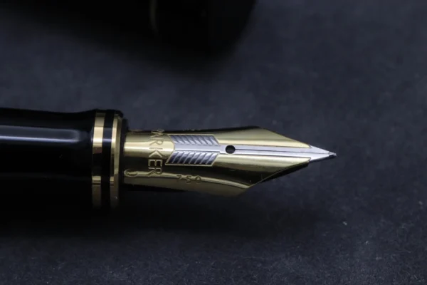 Parker Duofold Centennial Black Gold Fountain Pen - 1987 - Image 3
