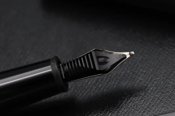Montblanc Meisterstuck Classique Ultra Black Fountain Pen - Image 10